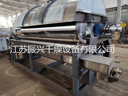 3臺單滾筒刮板干燥機出口俄羅斯